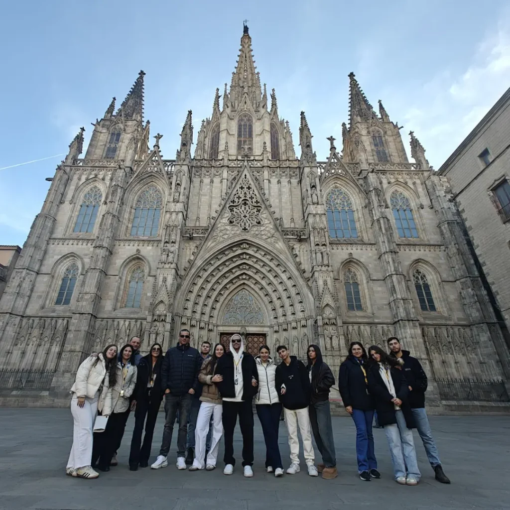 סיור ברובע הגותי והיהודי בברצלונה בעברית – WeWalk