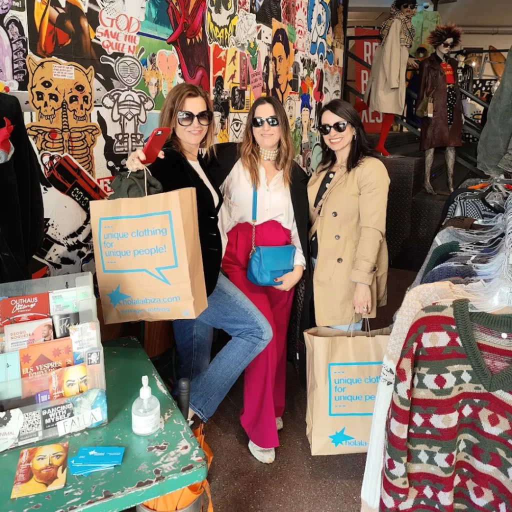 קונים ונהנים בסיור אופנה וינטג' ויד שניה בברצלונה עם WEWALK