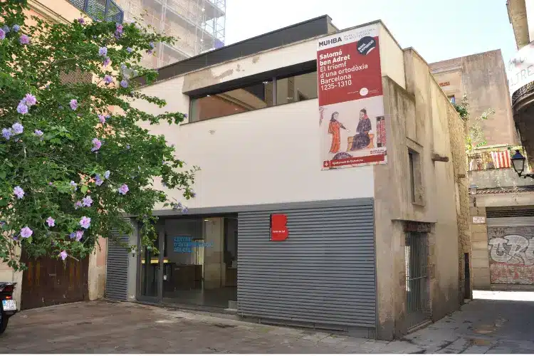 MUHBA אל קאל-חלון קטן אבל משמעותי אל הרובע היהודי העתיק של ברצלונה.-WeWalk Tours
