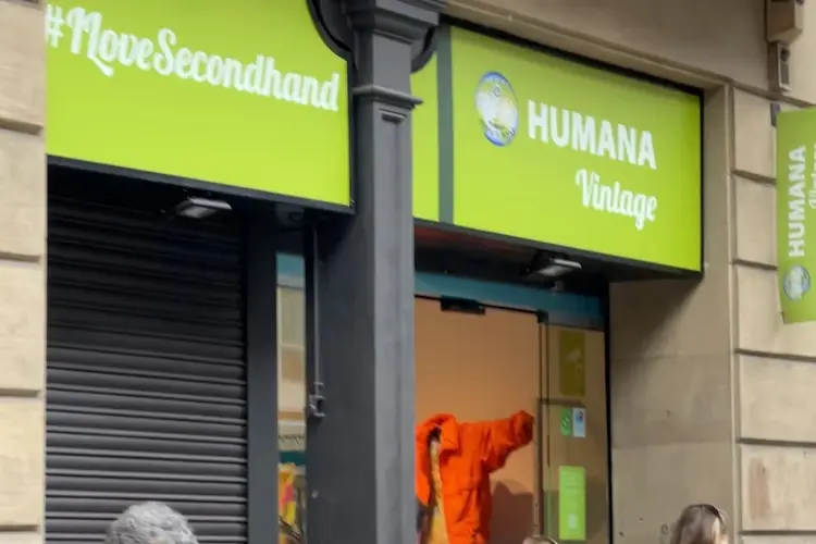 HUMANA Vintage