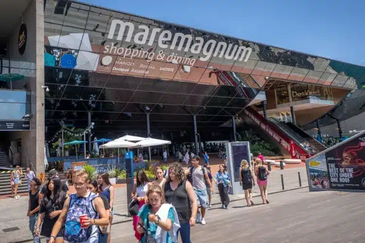 WeWalk Tours - מארמגנום - קניות בלי הפסקה: הקניון היחיד בעיר שפתוח 365 ימים בשנה – כולל ימי ראשון!