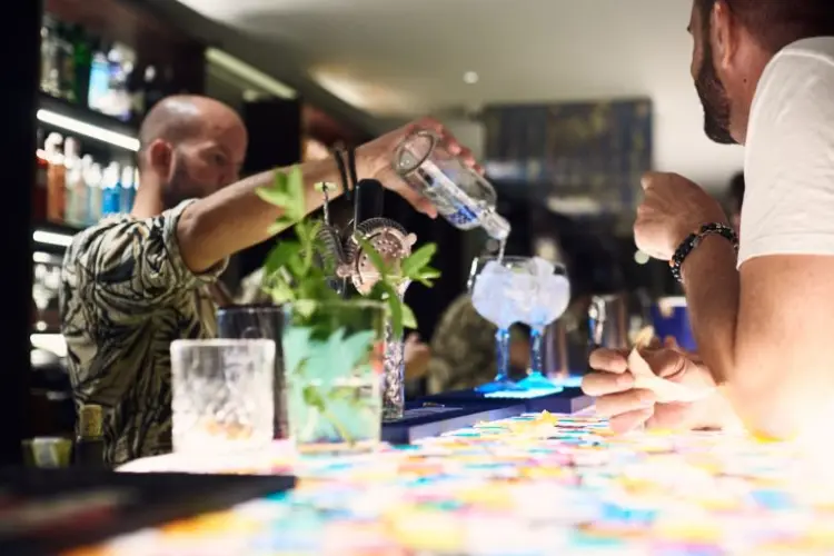 Sky Bar @ Axel Hotel Barcelona – מקום בילוי מומלץ בברצלונה